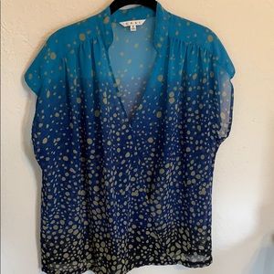 Cabi sheer top. Elastic waist back. Women’s medium